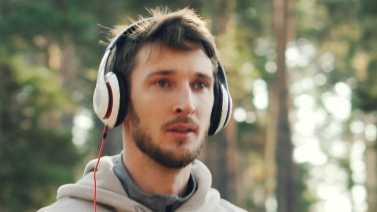 man running and enjoying his time to cut negative people from his life